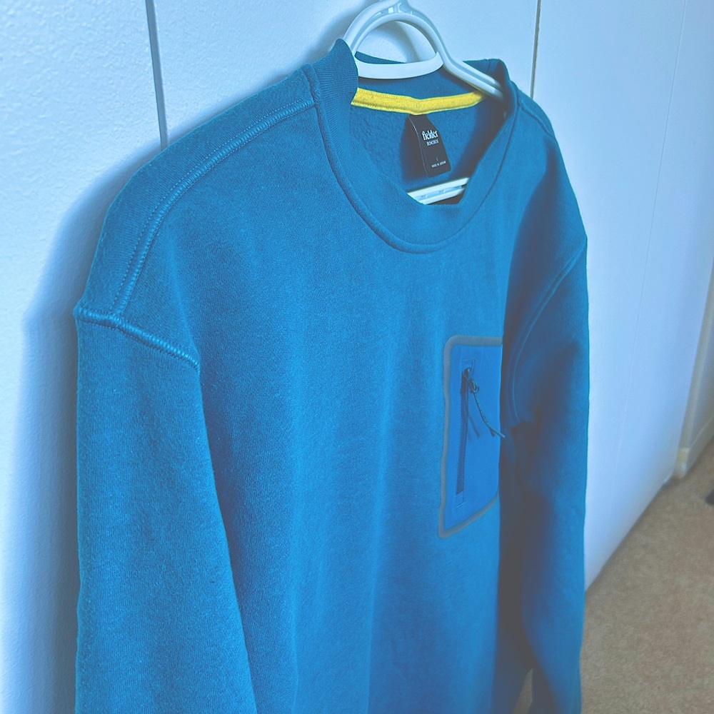 Men’s large Fleece Crewneck Sweatshirt